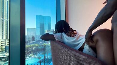Big ebony wife gets fucked raw and creampied in Vegas
