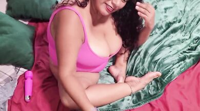 Teasing Victoria real female orgasm raw untamed cum drip from natural big tits