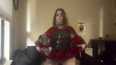Emo goth teen gets destroyed by cum power Full HD