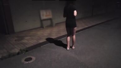 Big tits Japanese slut gets drenched in exhibitionist thrill on warm sunny day
