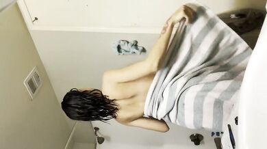 Watch me as I shower with soapy tits cumming loud in the bathtub