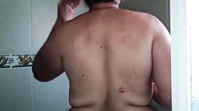 Big ass MILF masturbates her juicy pussy in the bathroom real homemade cum
