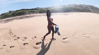 Ebony milf rides hung dick teasing while beach voyeurs watch