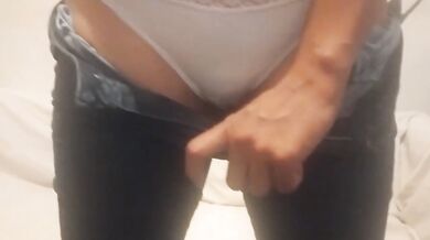 Strip for boss ends up shaking with loud gagging orgasm