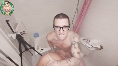 Petite Asian cutie takes raw homemade creampie in wild doggystyle