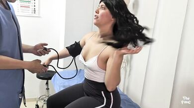 Doctor's thick Latina slut gets fucked raw in POV during exam