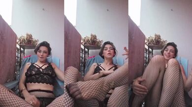 Smoking French legs destroyed in grace erotic solo challenge
