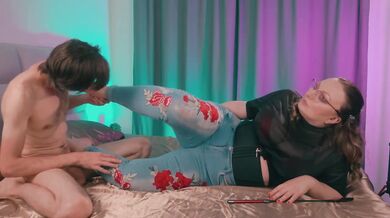 Horny slave worships cold Latina mistress foot worshipping released from basement