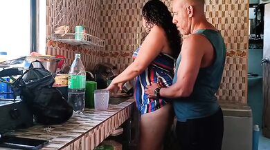 Seduzco a mi cuñado con mi culo grande milf colombiana follada dura con su gran polla