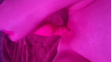 I feel like a squirt gun watching girls using sex toys