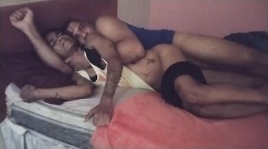 Sapata enteada 100 anal homem surra dentro quarto boquete amador