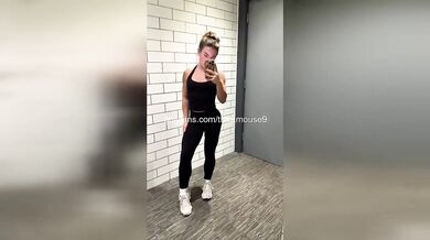 TikTok Live Girl Gets BBC Destroyed Pussy RAW Viral Video