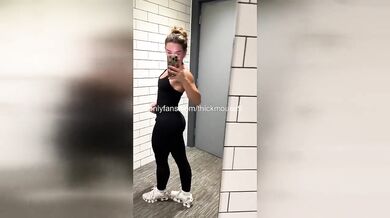 TikTok Live Girl Gets BBC Destroyed Pussy RAW Viral Video