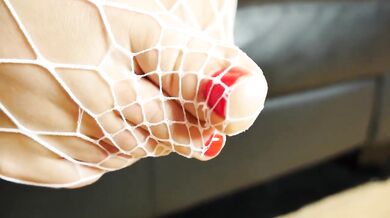 British goddess worships Paiges fishnets UK solo foot fetish tribute