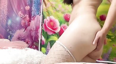Brush that hair then drop the towel naked