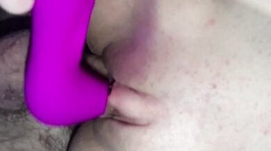 She squirts then I come big squirt until she’s dripping