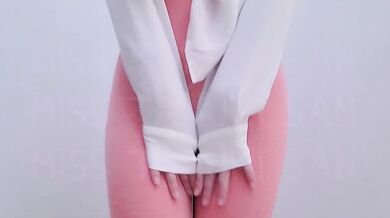 Yoga class climax she got too squirting wet herself