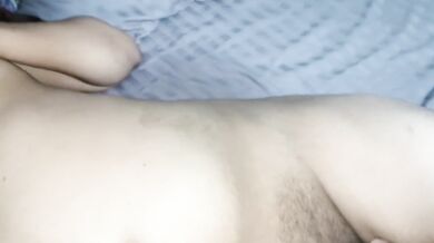 Sri Lankan beauty orgasms hard massage to cum dripping body