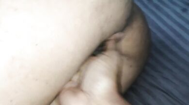 Sri Lankan beauty orgasms hard massage to cum dripping body