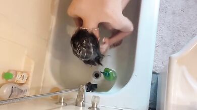 Black hair babysitter gets showered after a messy solo session