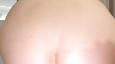 MILF japanese wife relentlessly grinded creampie climaxing and dripping thick sperm with woman on top