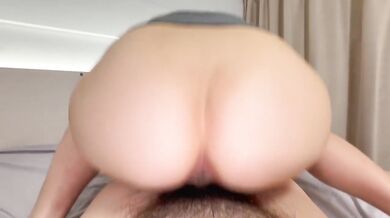 MILF japanese wife relentlessly grinded creampie climaxing and dripping thick sperm with woman on top