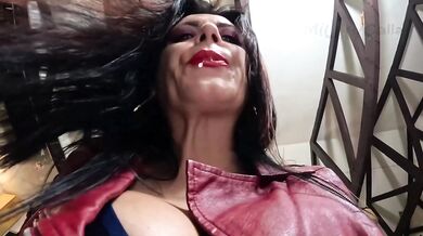Busty MILF Smokes Cams Licks Lens Drips Saliva Wet Fetish Fuck Play