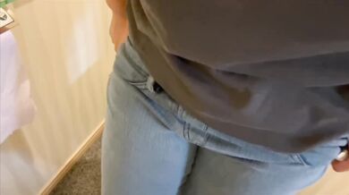 College student squirts all over the bed while men just bust their nuts