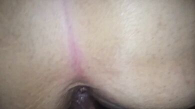 BBW gets her pussy ate then creampied on the couch