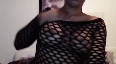 Squirting Latino Milf Destroyed Her Big Ass Solo