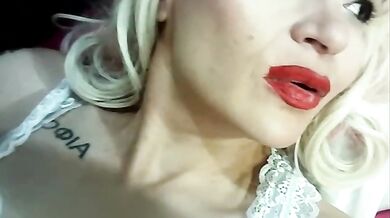 Cherry Layne XXX gets her asshole fisted hard by a wand until she’s destroyed