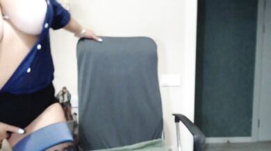 Fuck me hard blonde busty solo and I love it