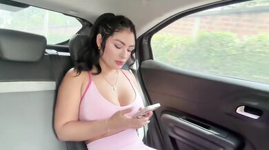 Latina gritona gets throat wrecked in wild outdoor blowjob