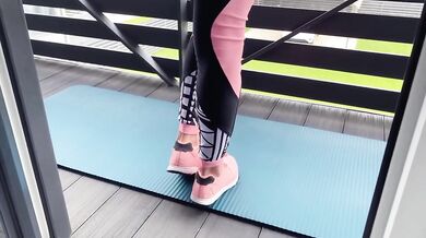 White socks footjob milf milf cum on gym workout till pussy destroyed