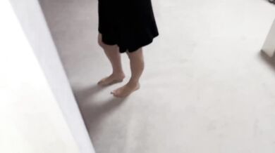 Wildberries courier creampie knocks up MILF in rough doggy style