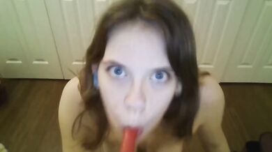 Blue eyes blowjob to relax thick thighs and big tits