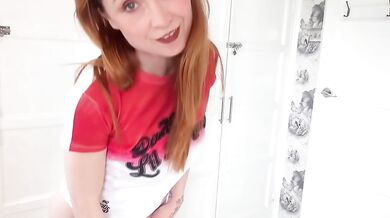 Desperate cougar begs for thick British cock while fingering her dripping pussy
