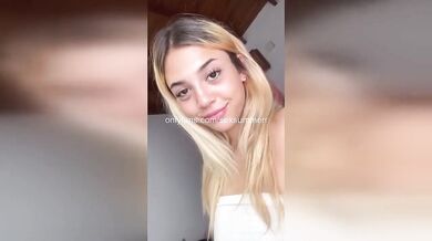 My stepsis got wrecked on twitch chat heard every filthy scream before ban