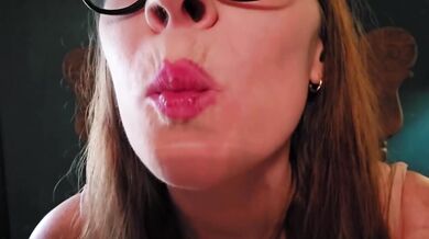 Smoking milf lips ruined with teeth and lipstick fetish