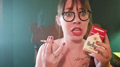 Smoking milf lips ruined with teeth and lipstick fetish