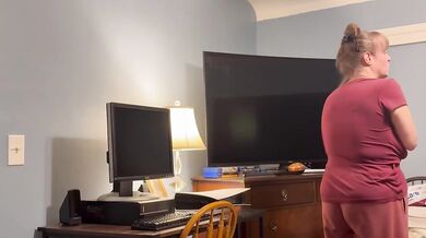 Daughter refuses to suck son in law's dick so I take a deepthroat load down my throat