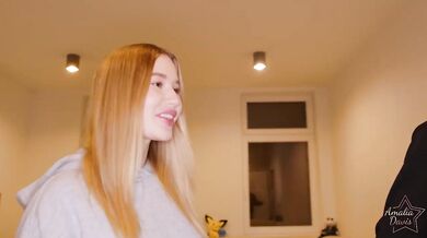 Natural big boobs blonde gets fucked and ruined during apartment viewing