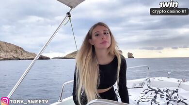 She blew the captain fast and hard on the boat deep sea cum in mouth risk