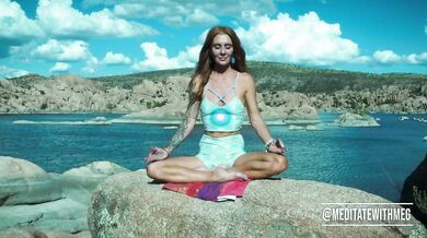 Redhead hypnotizes your mind while you squirt