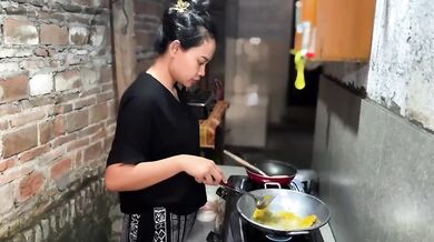 Make vegetables fritters in hard rough sex