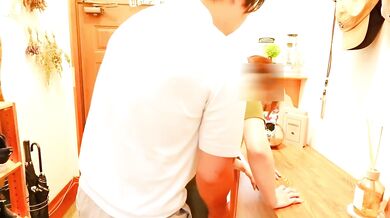 I exploded inside a married beauty at the front door creampie flooded