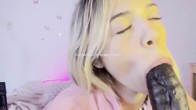 Petite throat wrecked by throbbing dick until she gags and can't scream