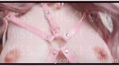 Miss Tanuki San leaks on Fansly raw compilation 17 mins huge dildo orgasm bathtub solo