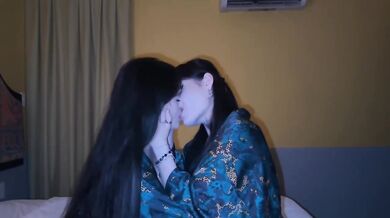 Lesbian kissing cumming compilation raw lesbian orgasm cunnilingus