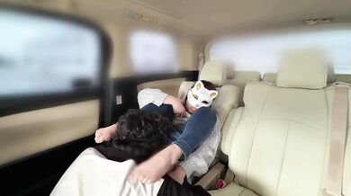 Screaming car sex with a married MILF before work